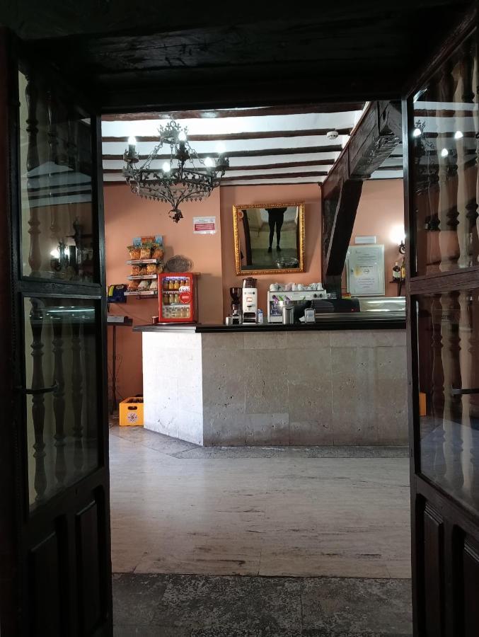 Hotel Nuevo Arlanza Covarrubias Exteriér fotografie