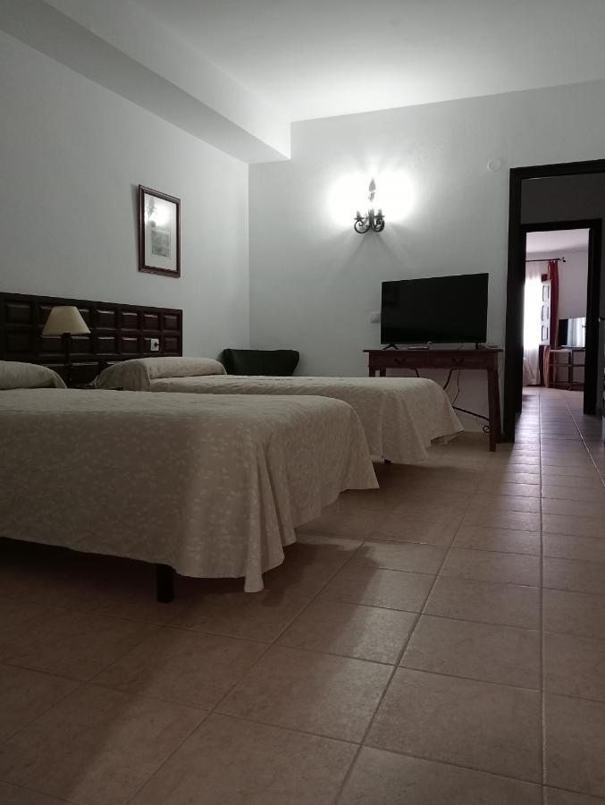 Hotel Nuevo Arlanza Covarrubias Exteriér fotografie