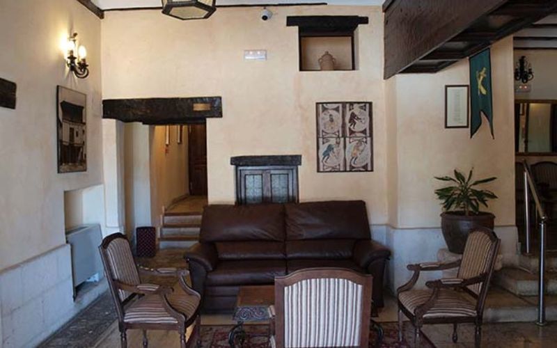 Hotel Nuevo Arlanza Covarrubias Exteriér fotografie