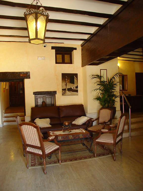 Hotel Nuevo Arlanza Covarrubias Exteriér fotografie